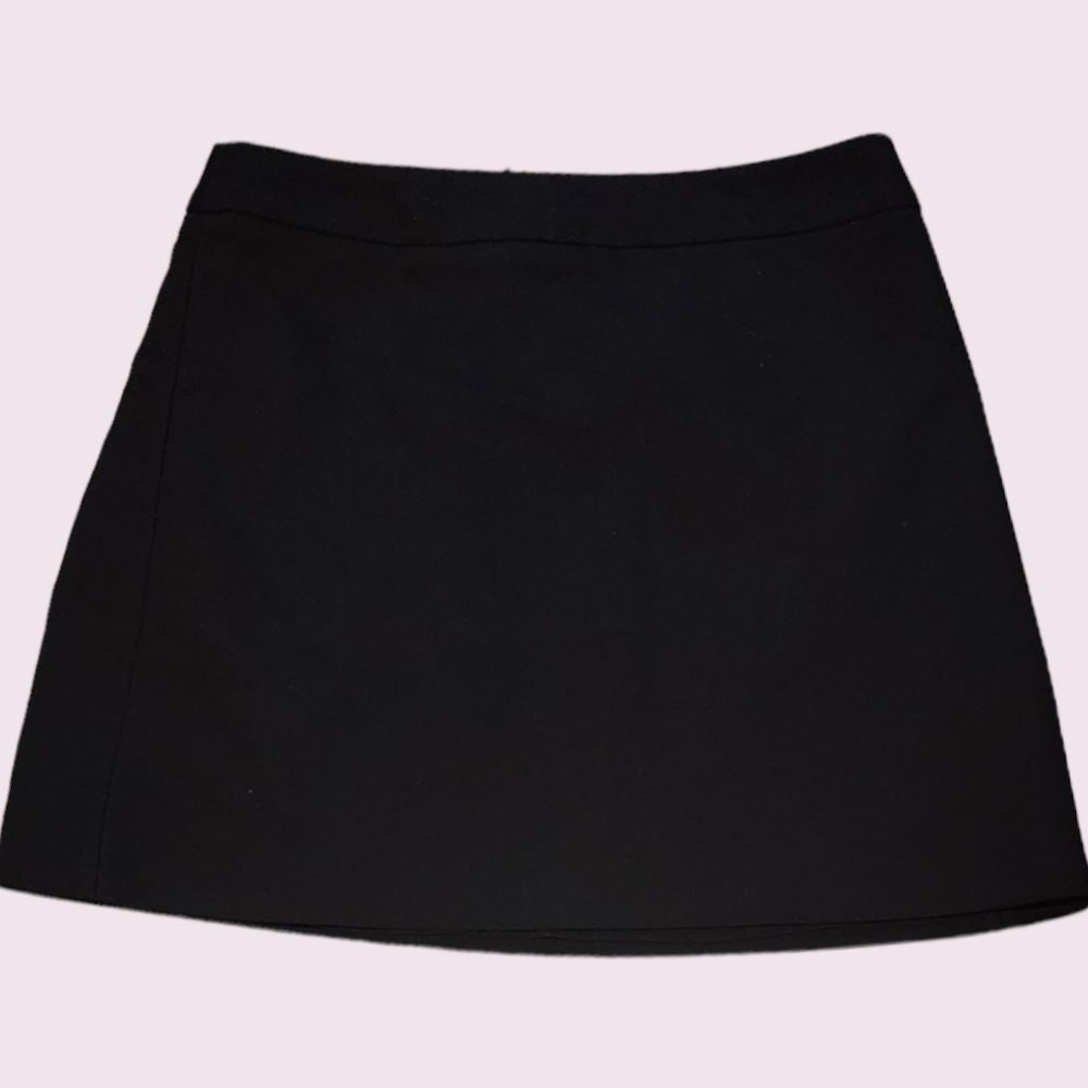Express Women's A-Line Skirt Size 06 Black Lined Rear Zip Skirt.USED